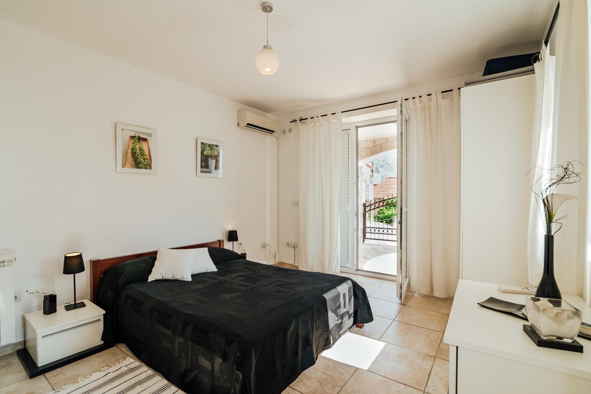 Holiday Home Amanda Hollick Kotor Exterior foto