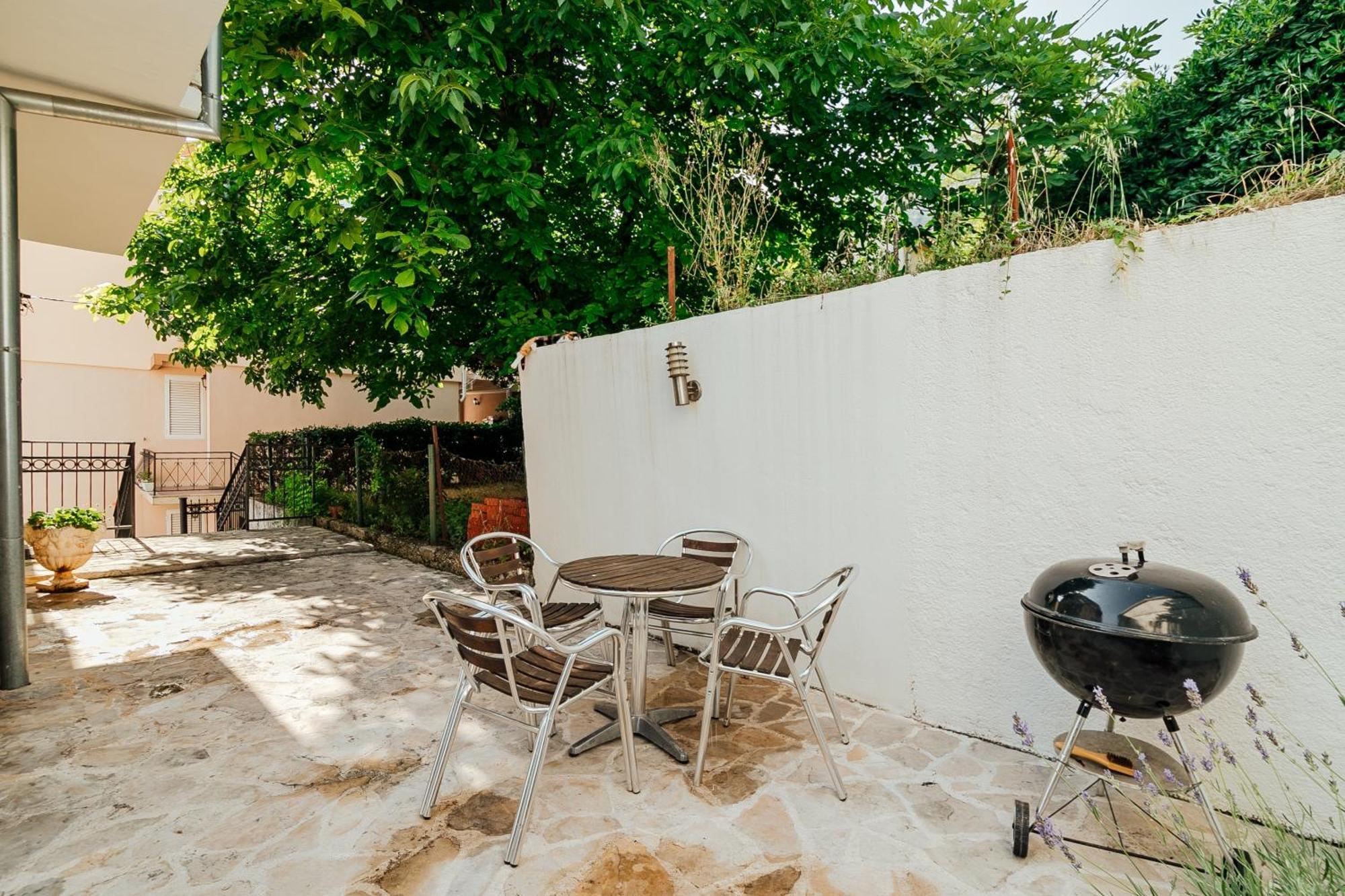 Holiday Home Amanda Hollick Kotor Exterior foto