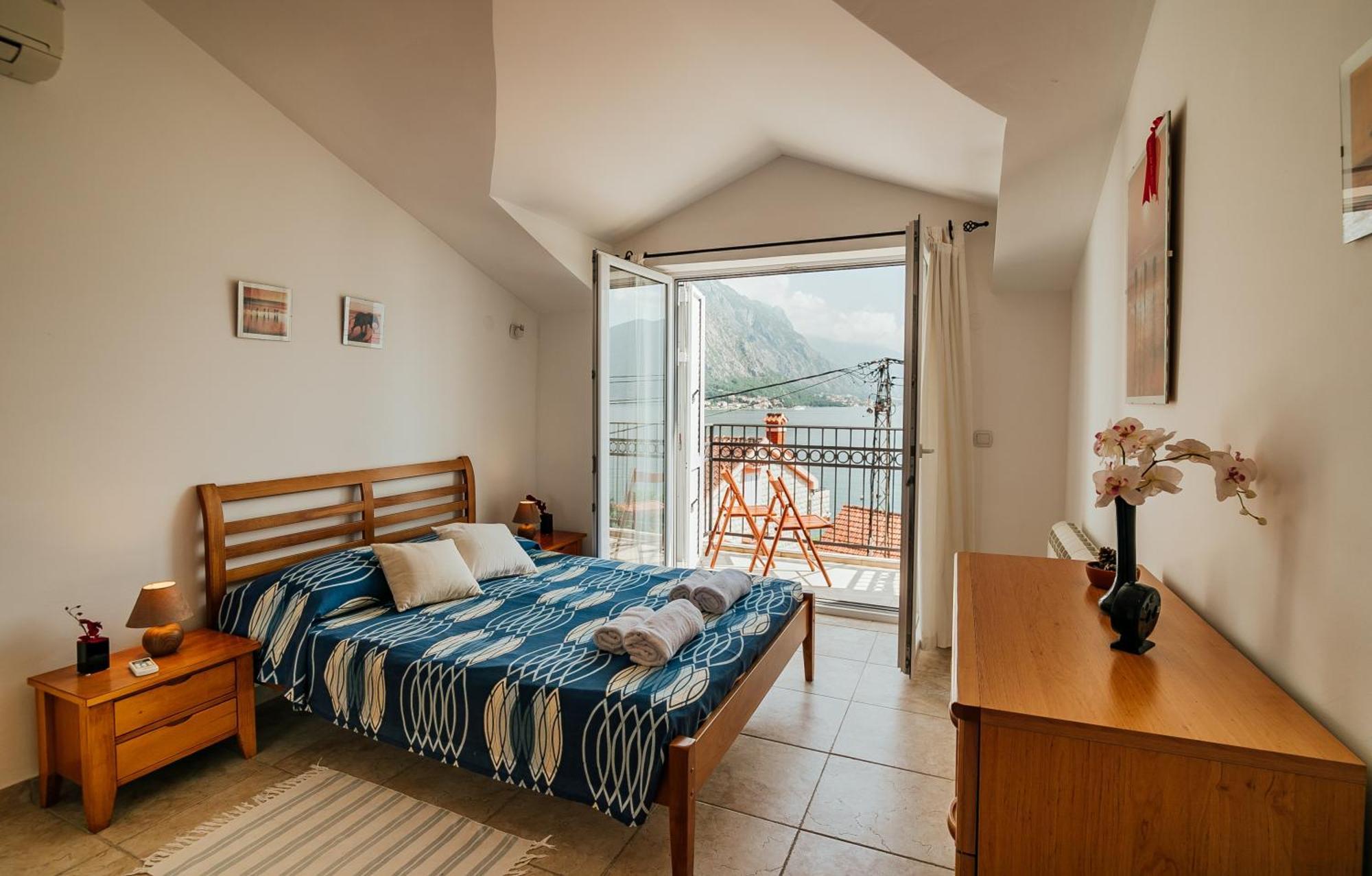 Holiday Home Amanda Hollick Kotor Exterior foto