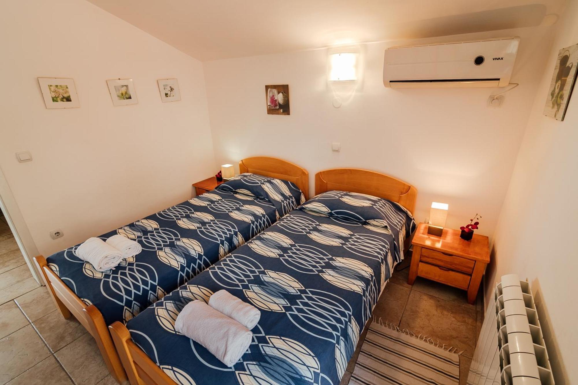 Holiday Home Amanda Hollick Kotor Exterior foto
