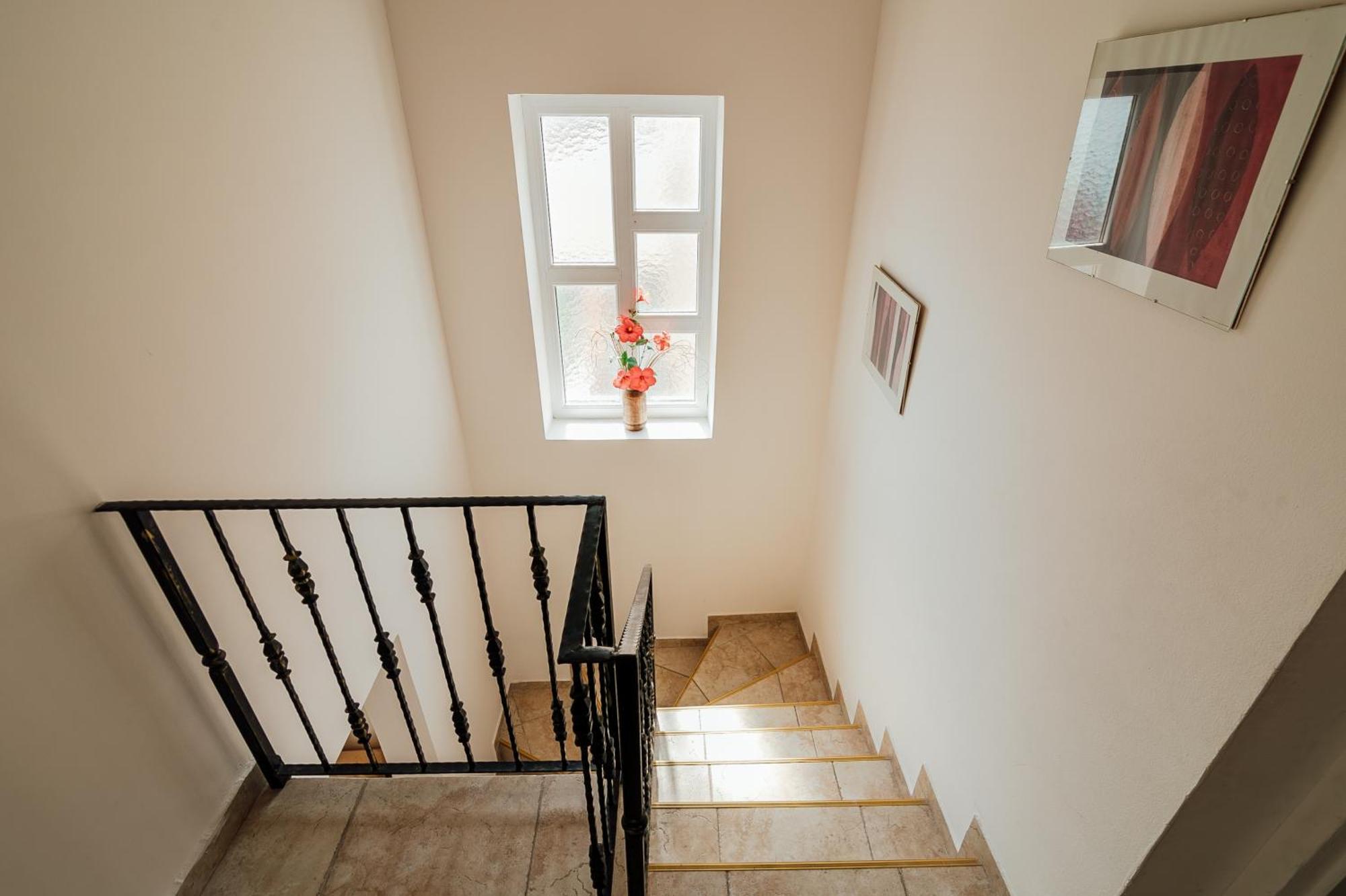 Holiday Home Amanda Hollick Kotor Exterior foto