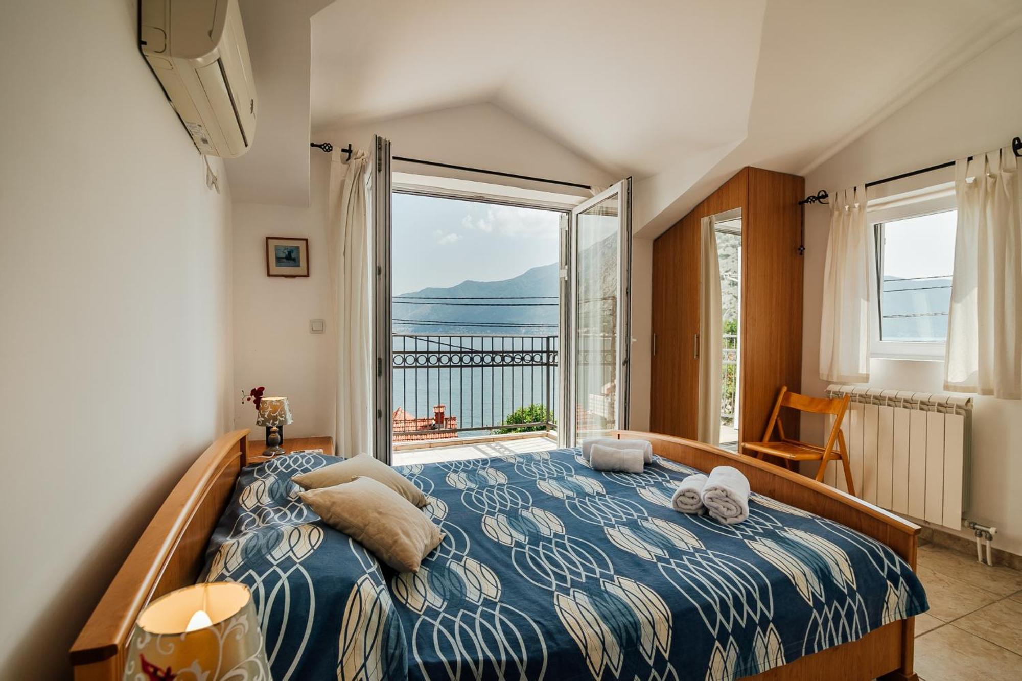 Holiday Home Amanda Hollick Kotor Exterior foto