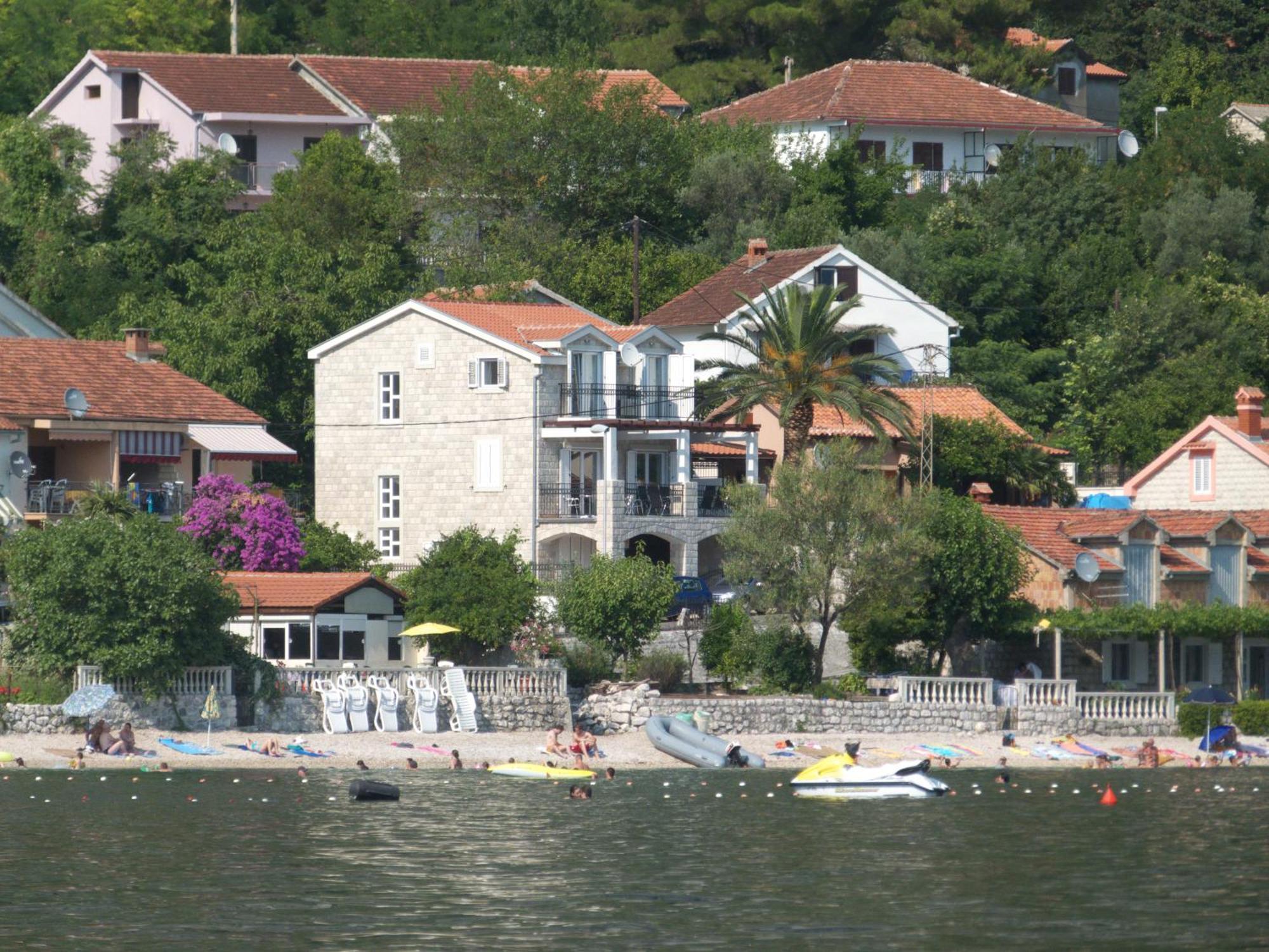 Holiday Home Amanda Hollick Kotor Exterior foto