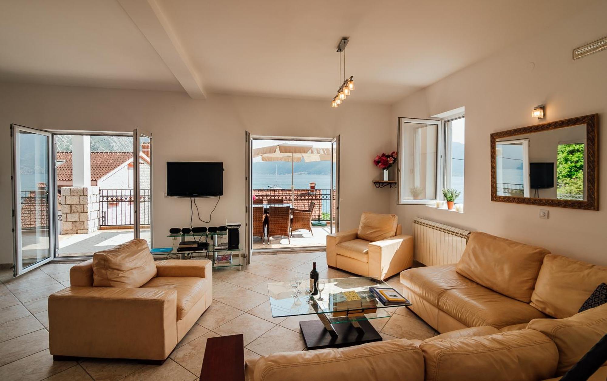 Holiday Home Amanda Hollick Kotor Exterior foto
